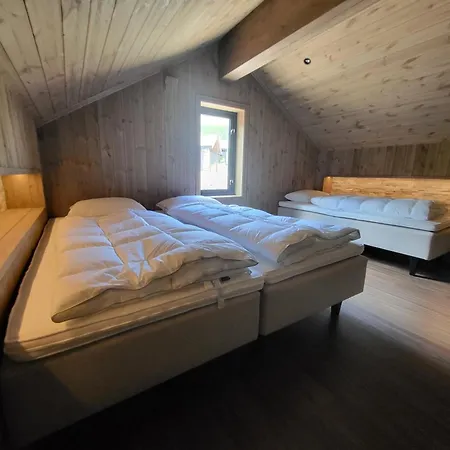 Prázdninový dům Elegant Black With Amenities In