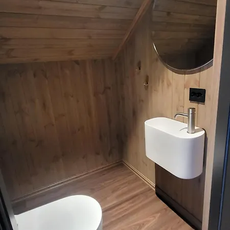 Elegant Black With Amenities In Holiday home *